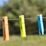 Comment installer un fil à linge ?
