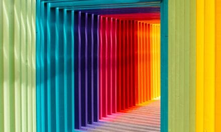 Les couleurs primaires en décoration : comment les utiliser de manière naturelle ?